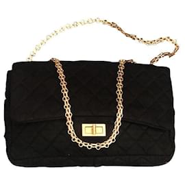Chanel 2.55 Handtasche aus Stoff in Schwarz