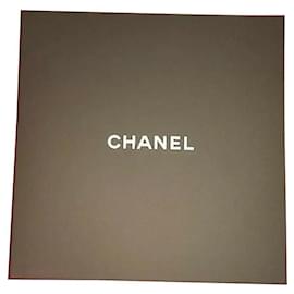 Chanel Box Schwarz