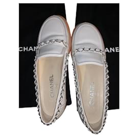 Chanel Ballerine in Pelle Beige con Catena Argentata 39