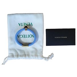 Bottega Veneta cinturino in pelle celeste e oro