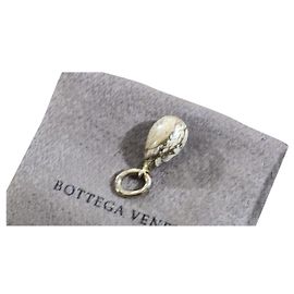 Ciondolo Bottega Veneta con pietre dure