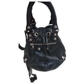 Borsa Balenciaga Pompom nera in pelle esotica