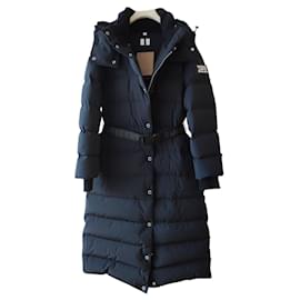 BURBERRY PIUMINO DI MEDIA LUNGHEZZA CON CAPPUCCIO.