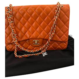 Borsa Chanel Timeless Maxi Jumbo Pelle Trapuntata Corallo