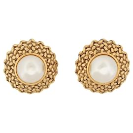 Orecchini Chanel vintage 1990 ORECCHINI IN ORO METALLO CON PERLE CHIPS GRANDI