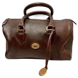 Bolso vintage de piel Burberrys de la 1970es