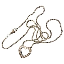 Chopard Happy Hearts Halskette aus Weißgold und Diamanten