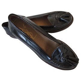 Yves Saint Laurent Braune Loafer mit Herz, 37IT.