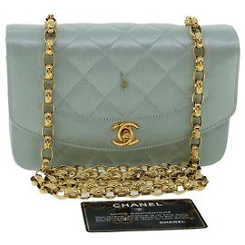 CHANEL Borsa a tracolla Diana Matelasse Satin Light Blue CC Auth 33325alla