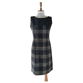 Vestido Weekend Max Mara de lana gris
