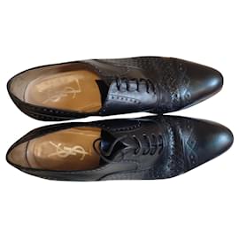 Yves Saint Laurent Derby Schuhe aus Leder Schwarz 40