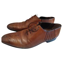 Louis Vuitton Scarpe stringate in pelle marrone chiaro