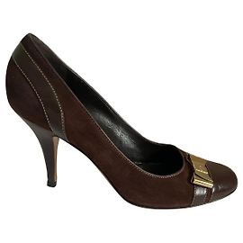 Gucci Absatzschuhe aus Wildleder und Leder Braun Größe 38