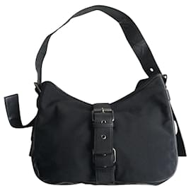 Sac à main Yves Saint Laurent en cuir noir