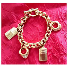Bracciale Boucheron con charm in lega dorata grandi maglie