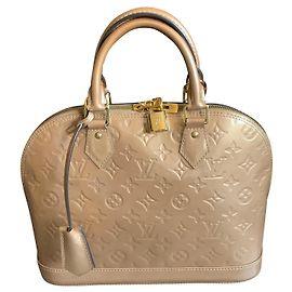 Borsa Louis Vuitton Alma PM in pelle verniciata