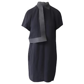 VESTIDO CON SOLAPA EN LOS HOMBROS DE ALEXANDER WANG
