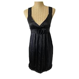 Vestido de seda negro See by Chloé