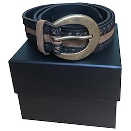 Cintura Saint Laurent in pelle marrone chiaro
