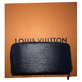 Cartera Louis Vuitton Zippy Organizer Negra de Cuero