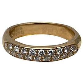 Boucheron Amour Ring aus Gelbgold und Diamanten