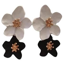 Paul Smith Bo Ohrringe Eggshell Metall