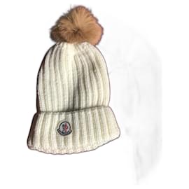 Berretto Moncler in lana bianco sporco