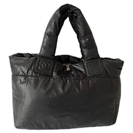 Borsa Chanel Cocon in Nylon Nero Bordeaux