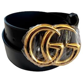 Cintura Gucci GG Marmont in pelle nera 80cm