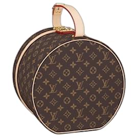 Louis Vuitton Cappelliera 30 Monogram
