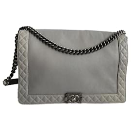 Borsa Chanel Boy XXL Grigia in Pelle Liscia