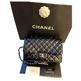 Borsa a mano Chanel Timeless in pelle di capra nera