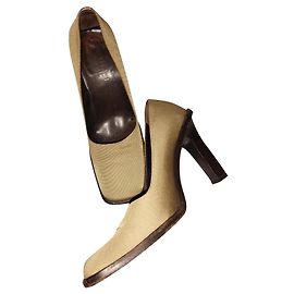 ZAPATOS DE TACÓN CUADRADO GUCCI DE PIEL Y PANAL DE ABEJA CREMA ORO 10 cm T 38