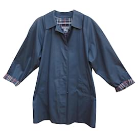 impermeable Burberry tamaño 42