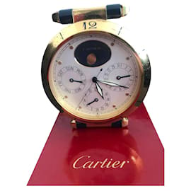 Clock/desk clock by Cartier, model Pasha