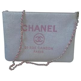 Clutch Chanel Deauville Rosa