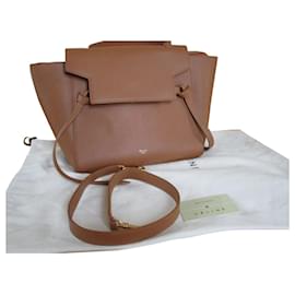 Céline Handtasche aus körnigem Leder in Caramel