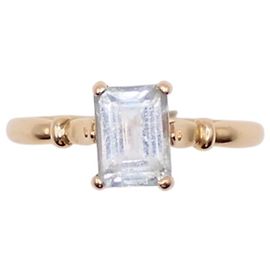 Autre Marque Ring besetzt mit einem gelbgoldenen Aquamarin 750%O