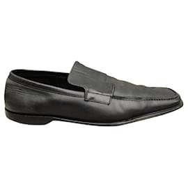 Mocassins Gucci en cuir noir 45 fr 44 it
