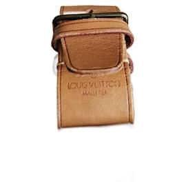 Strap ances of Louis Vuitton bags