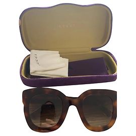 Gafas de sol Gucci marrones de plástico