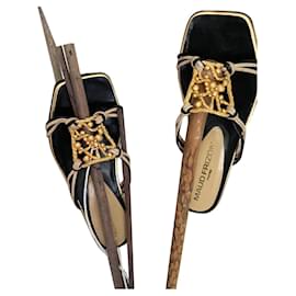 Maud Frizon Sandalen aus Leder schwarz und taupe