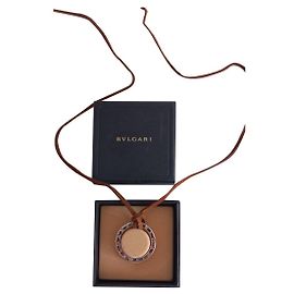 Colgante Bulgari de acero y cuero