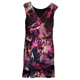 Karen Millen Seidenkleid mit Drapierung Schwarz Rosa