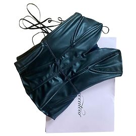 Agent Provocateur Lencería de cuero negro