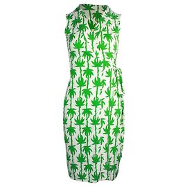 Vestido cruzado sin mangas con estampado de Diane Von Furstenberg en seda con estampado blanco
