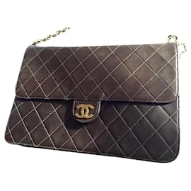 Borsa a spalla Chanel Timeless in pelle di agnello marrone scuro