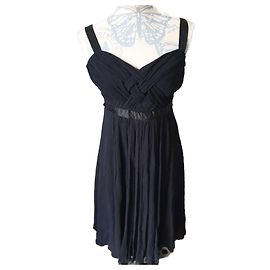 Vestido trapézio de seda negra CAROLL