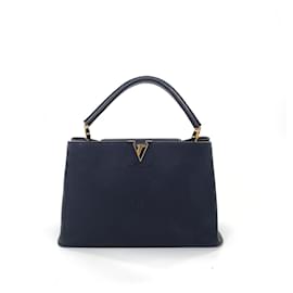 Louis Vuitton Capucines Borsa in pelle nera granulata