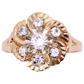 Anello floreale con pietre bianche in oro giallo 18 carati - Autre Marque